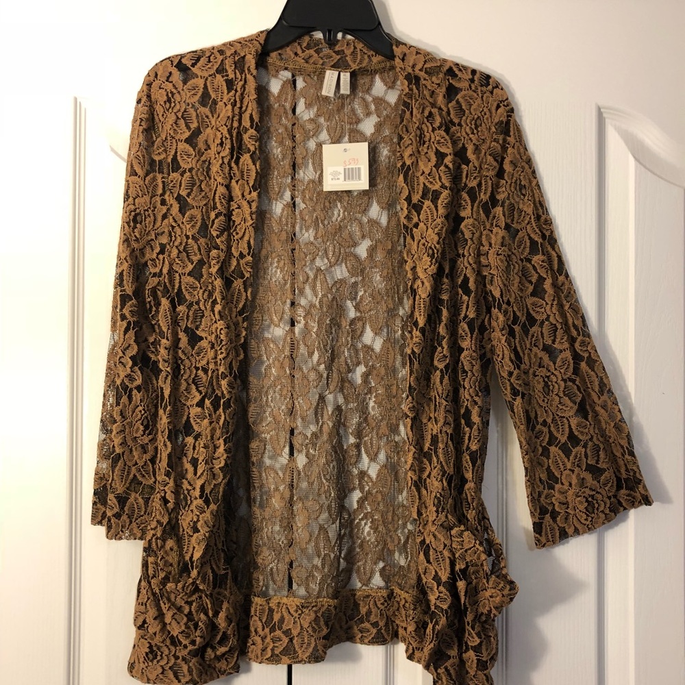 Madison lace blouse blouse; beautiful NWT Size XL